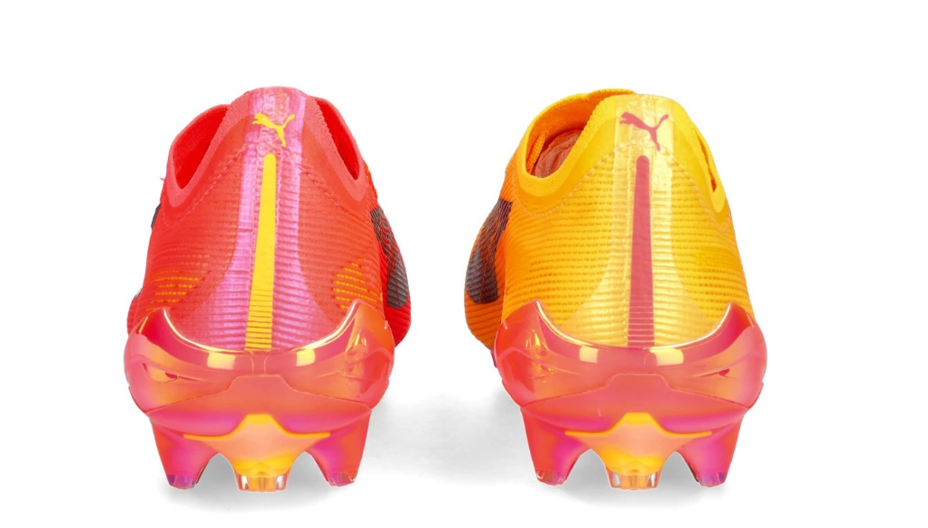 PUMA Ultra 5 Ultimate FG Tricks (LIMITED EDITION)