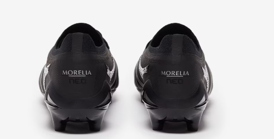 Mizuno Morelia Neo IV Beta